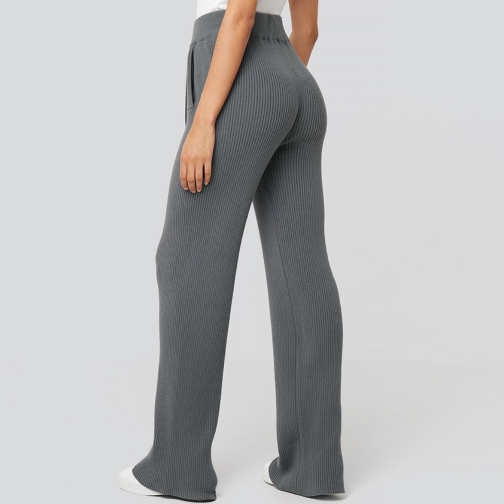 Grey Rib Knitted Pants - Picture 2 of 9